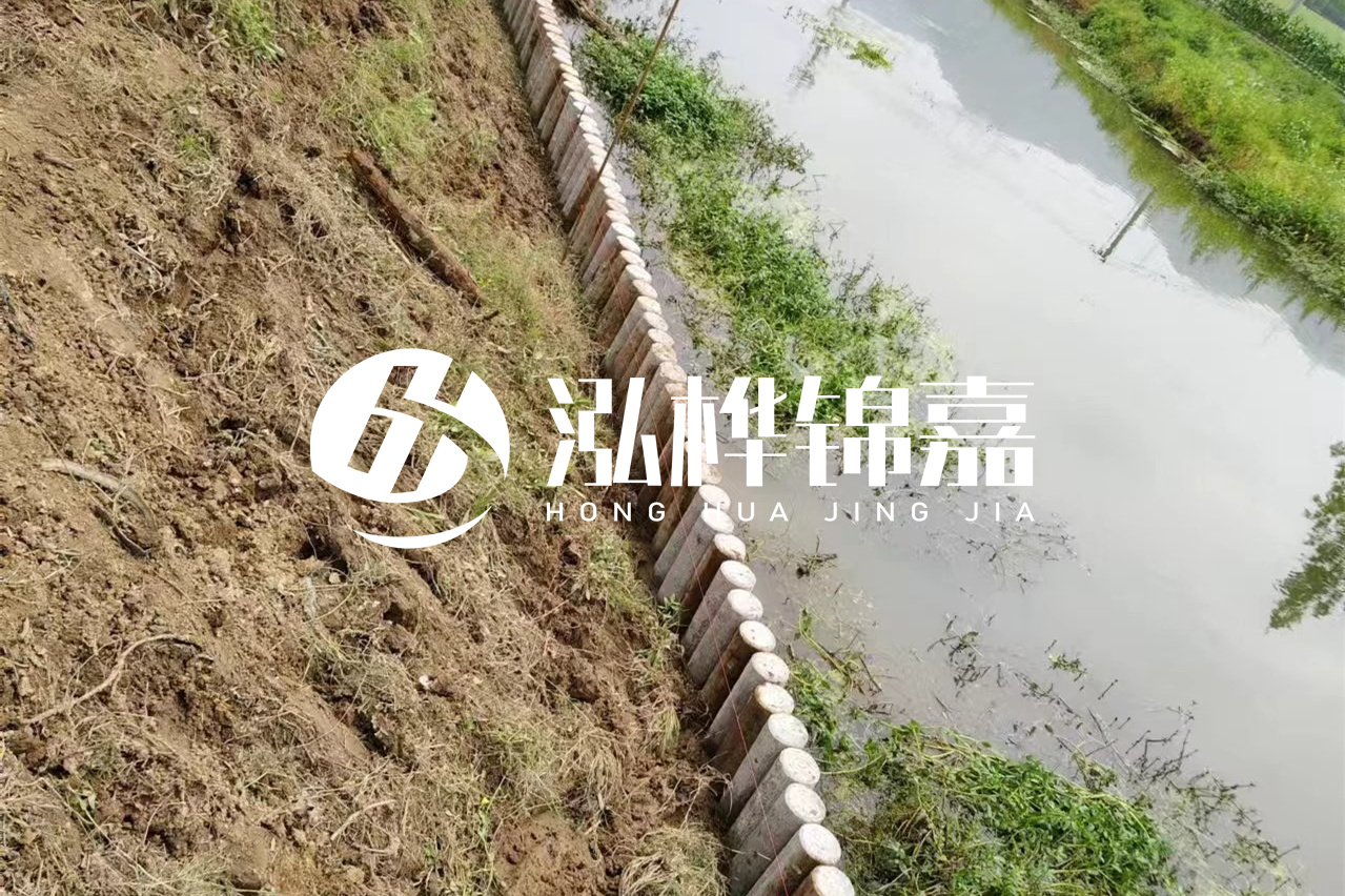 仿木樁施工前注意事項-水泥樁打樁機是怎么打樁的？